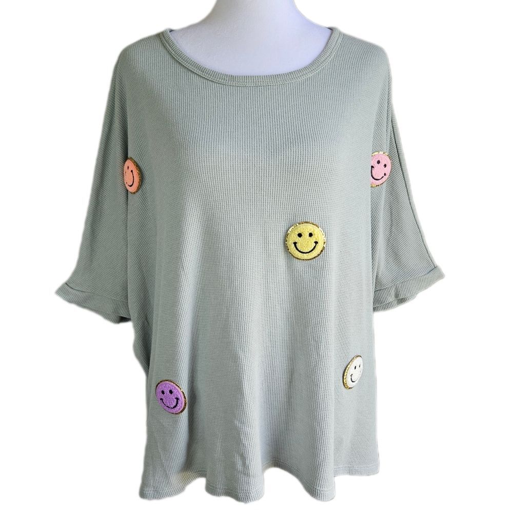 Hopely Oversized Smiley Face Top Women's Medium Waffle Knit Indie Kidcore Pastel